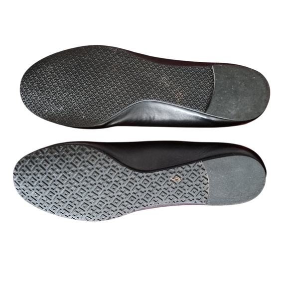 Tory Burch Black and Gold Women's Flats - Picture 4 of 6